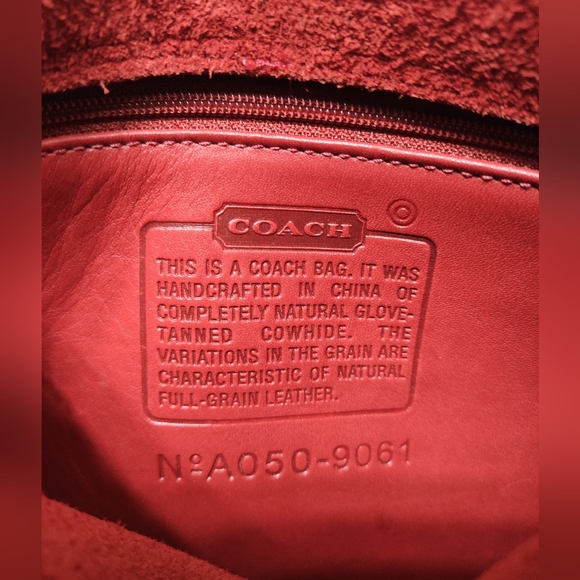 Vintage Coach Rambler's Legacy 9061 Red Nickel Hardware - Picture 10 of 16